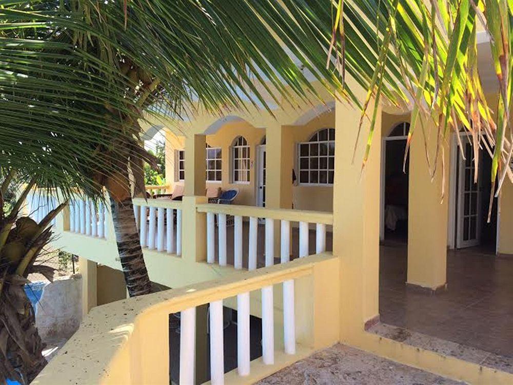 Hotel El Viejo Pirata Boca de Yuma Exterior foto