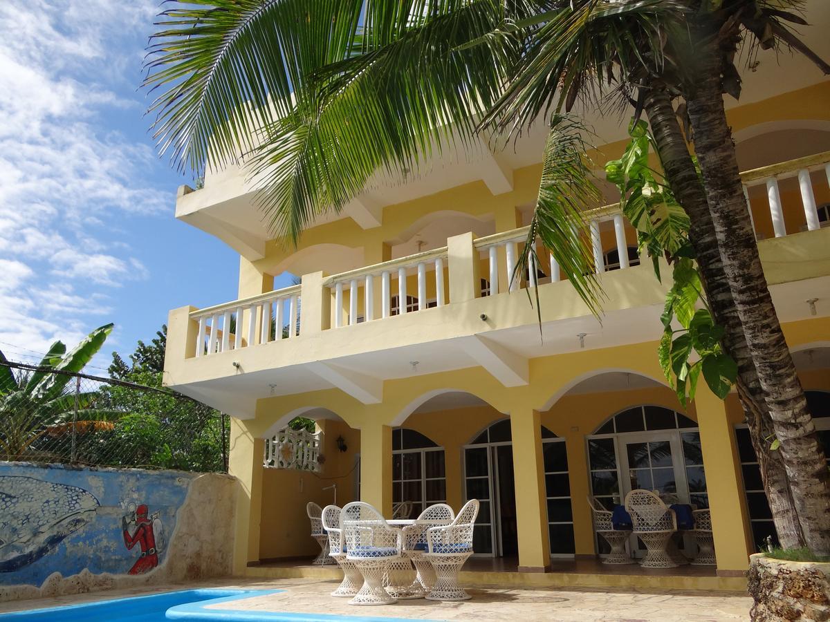 Hotel El Viejo Pirata Boca de Yuma Exterior foto